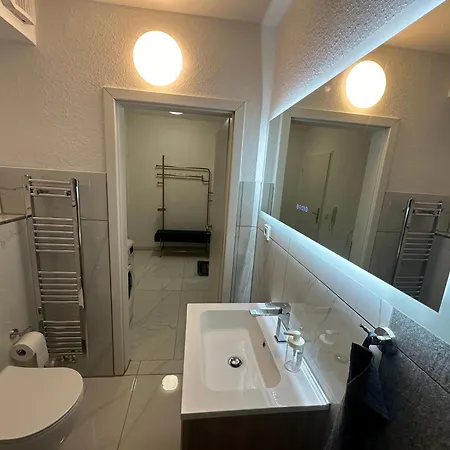 Messe - Fair & Airport By Henkel Apartment Dusseldorf